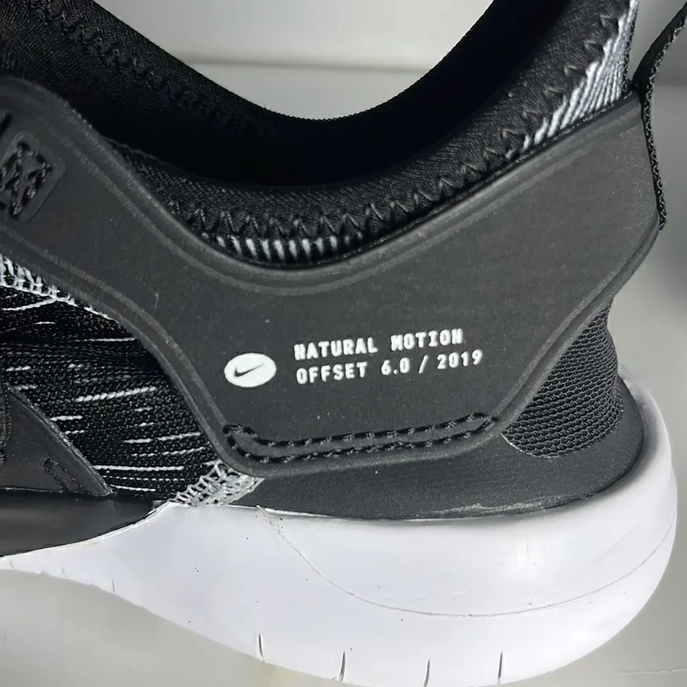 NIKE Women’s Flex Contact 3 Running Shoe Black/White Sneaker Size 5.5.